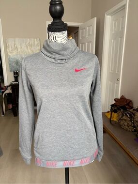 Girls Nike Grey Pullover turtleneck